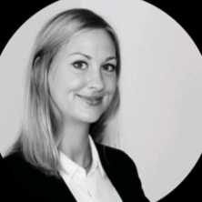 Finanzen und Abrechnung. Ansprechpartnerin Rabea Korf.